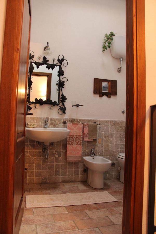 Trilocale Nel Centro Storico Διαμέρισμα Montemerano Εξωτερικό φωτογραφία